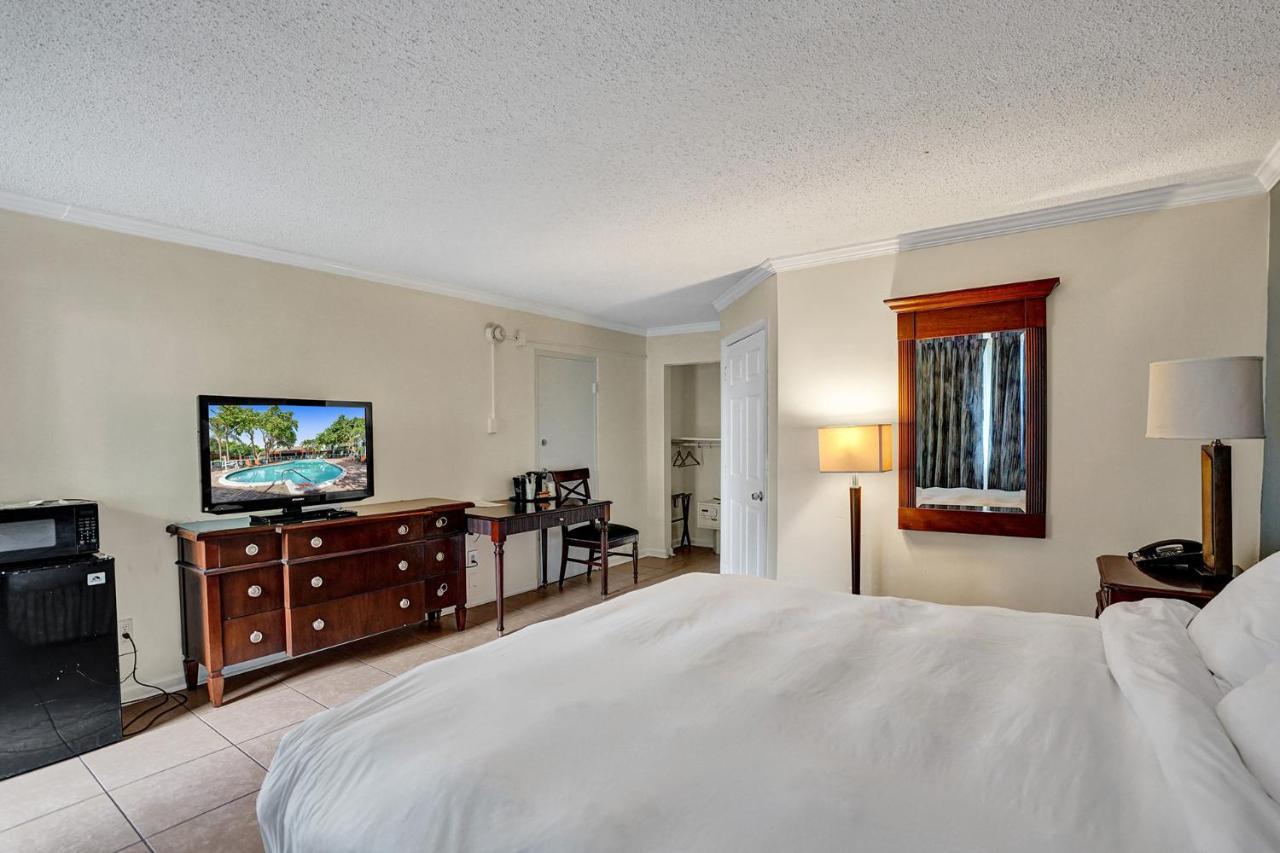 Fort Lauderdale Grand Hotel מראה חיצוני תמונה
