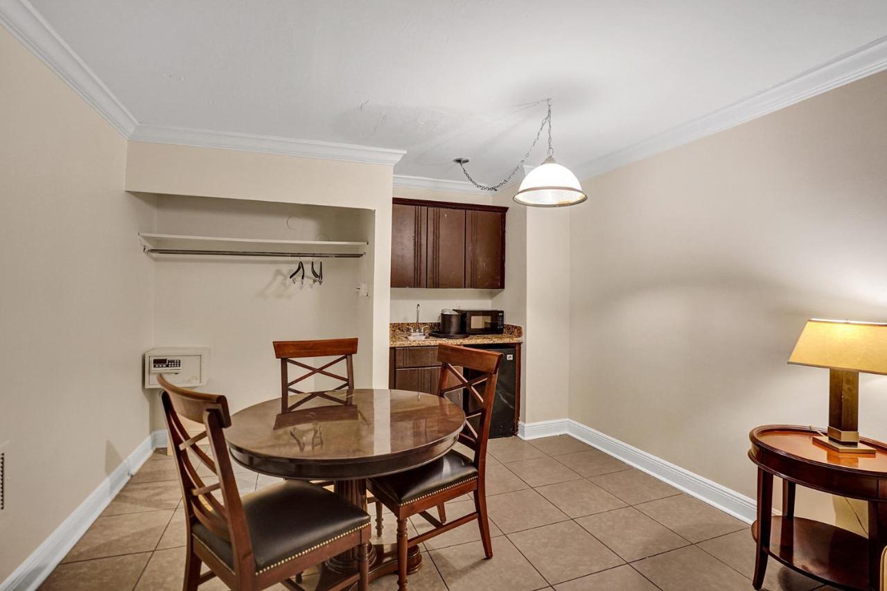 Fort Lauderdale Grand Hotel מראה חיצוני תמונה