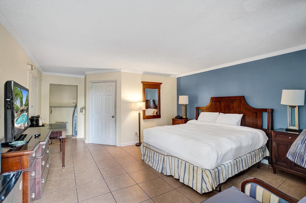 Fort Lauderdale Grand Hotel מראה חיצוני תמונה