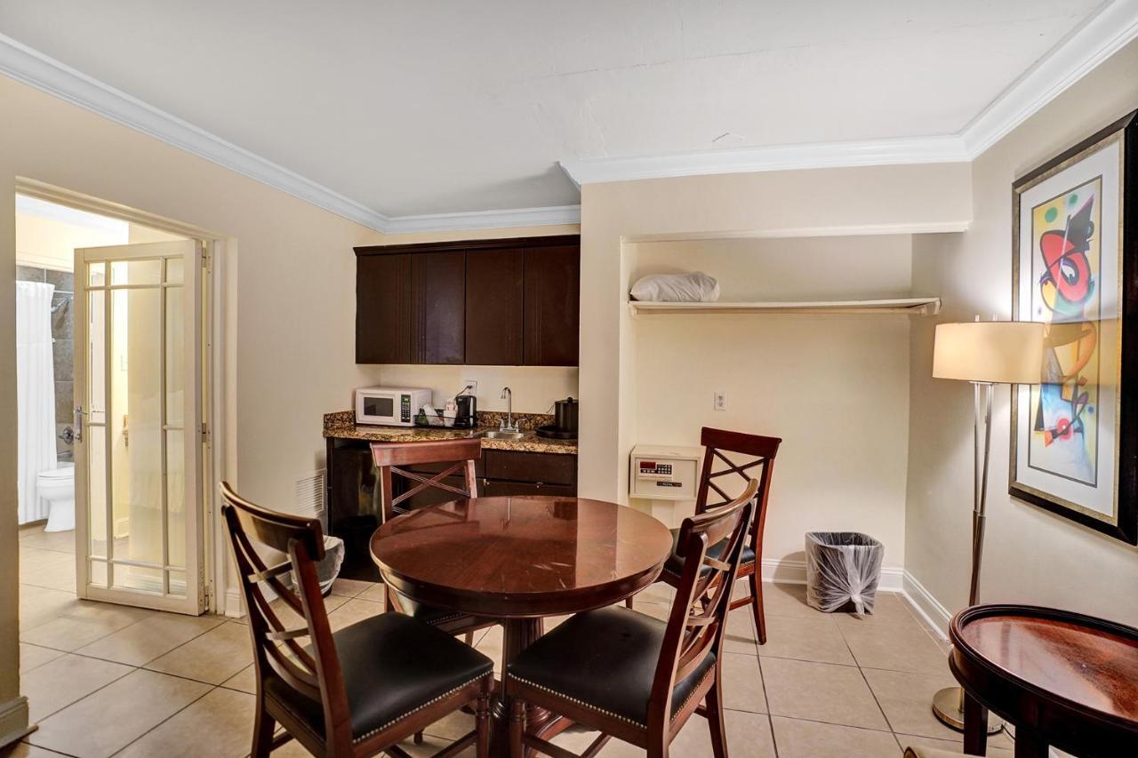 Fort Lauderdale Grand Hotel מראה חיצוני תמונה
