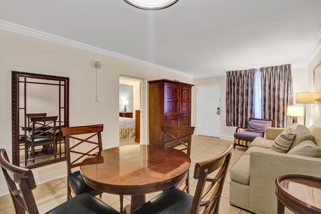 Fort Lauderdale Grand Hotel מראה חיצוני תמונה