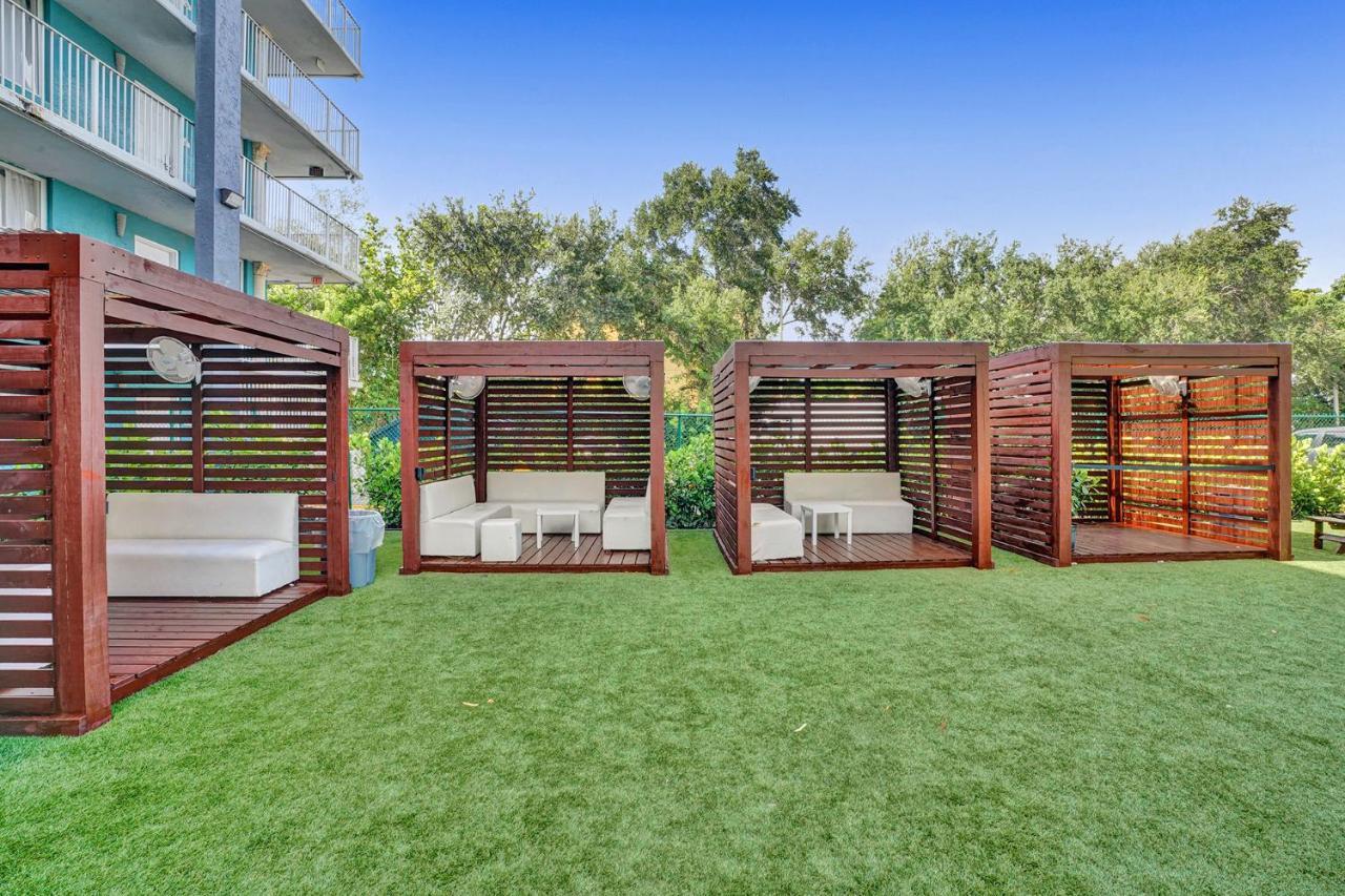 Fort Lauderdale Grand Hotel מראה חיצוני תמונה