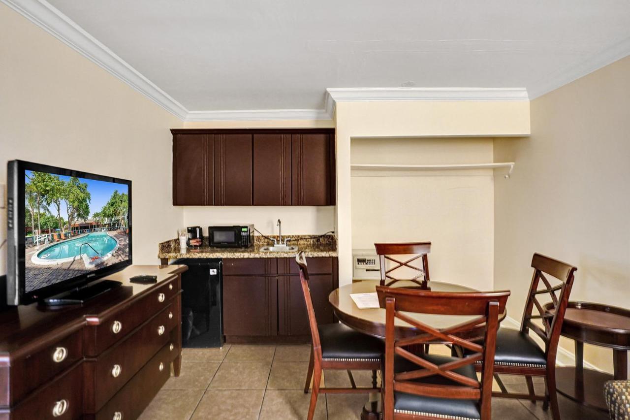 Fort Lauderdale Grand Hotel מראה חיצוני תמונה