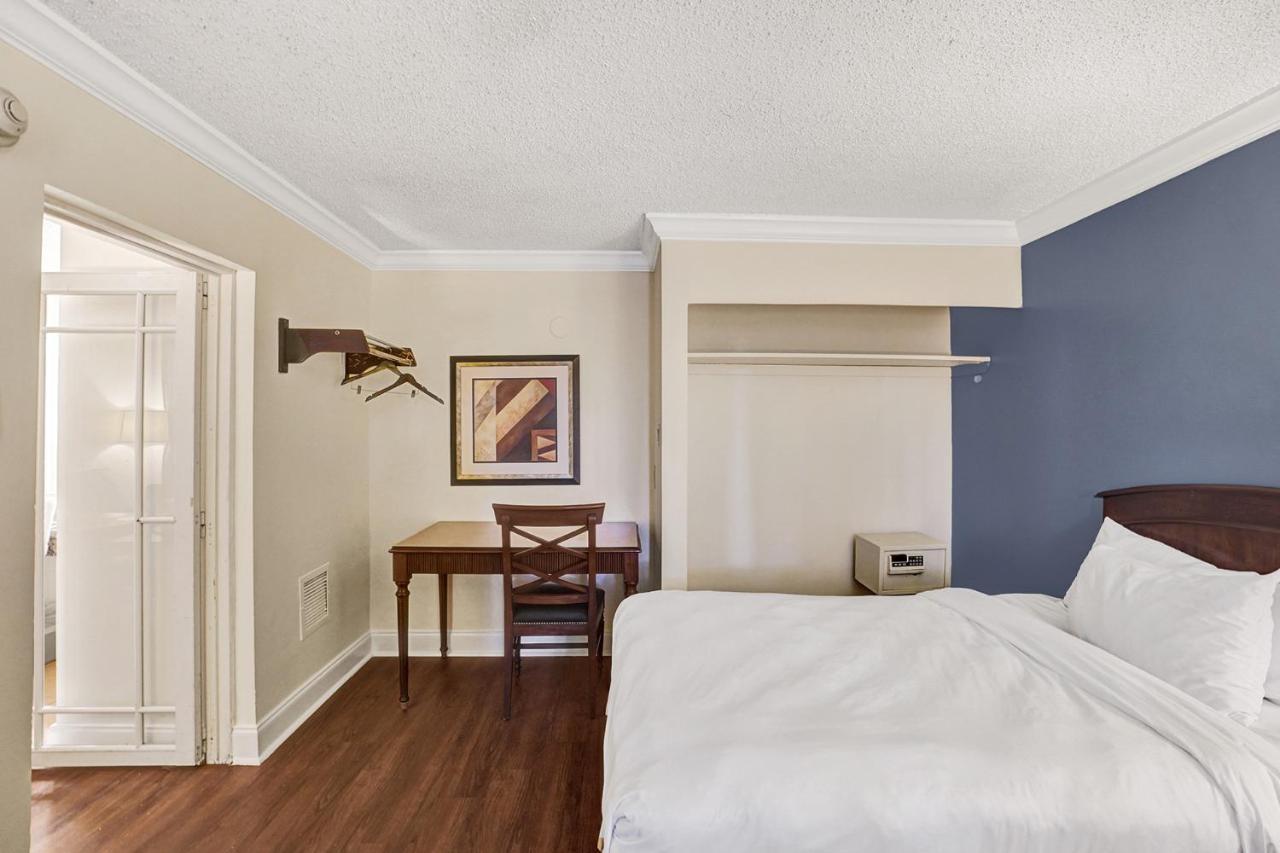 Fort Lauderdale Grand Hotel מראה חיצוני תמונה